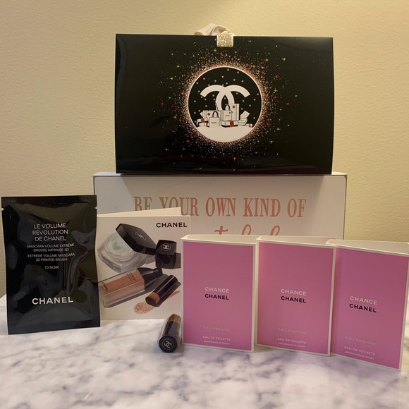 CHANEL Other - Chanel 8 pcs. Include Chanel gift bag